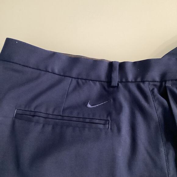 Men’s Nike Navy Dri-Fit Dress Pants Chinos-Size 40 x 32 in Excellent Condition! - Picture 2 of 6
